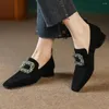 Casual Schuhe plus Größe 33-41 Frauen für Frauen mit Naturlächen Leder Leder Quadrat Zehen-Flats Einskristallschnalle hochwertige weiche Frau