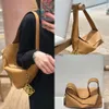 loeweee loews bag womens hüllende bag handtasche echtes leder pochette cross body designer baguette bags Reißverschluss hobo wallet toilet toiltasche herren puzzle tte kupplung kupplung kupplung