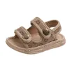 Sandalen Sandalen voor jongens Soft Sole Strandschoenen genaaid waterdichte baby casual schoenen Nieuwe babyschoenen