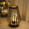 Bandlers Porte-cage en métal Lantern LED Battery Powered Table Lampe avec bulbe de style édsion pour la décoration de la fête de mariage