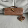 Andiamo Clutch Bag Bottegvenetas Handbags Sheepskin 2024 Woven 2024 New Genuine Leather Crossbody Fashionable One Shoulder Womens Small Square Handbag