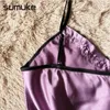 Vêtements à la maison Sumuke rose spaghetti sangle dentelle applique en satin cami top et shorts pyjama set chute