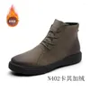 Wandelschoenen eerste laag cowhide mart laarzen high top katoenen heren waterdichte niet-slip sneakers tennis winter