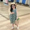 Set di abbigliamento 2024 per bambini primavera estate abito da ragazza in cotone con stampa retrò prendente casual versatile senza maniche