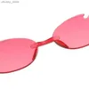 Sonnenbrille Buntes Feuer Flamme Sonnenbrille kühle Randless -Party -Cosplay -Brille flammförmige Sonnenbrille für Frauen Männer Y240416