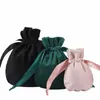 10pcs / lot de bonne qualité Black / Green / Pink DrawString Veet Sac Pouche de mariage Bijoux Bijoux de maquillage Gift Dustroprofing Packaging Sacs L03P #