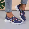 Casual skor stickade julsneakers för kvinnor 2024 Autumn Breattable Tjock Bottom Sportshoes Woman Platform Slip On Walking