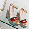 10A Top Quality Designer Femmes Sandales Céde High Heels Plateaux Pumps Boucle Fleurs Green Stripes Sandale Summer Beach Shoes With Box