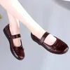 Chaussures décontractées lihuamao 2024 Design Flats Mary Jean Femmes confortables Brewable Ladies Cutte Cosplay Lolita Dancing