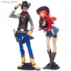 Action Toy Figures 18-20 cm Figura anime One Piece Monkey.D.Luffy Cowboy Luffy Nami Pvc Action Figure Collection Modello Bambola della bambola Kid Toy Gift Statue Y240415