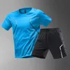 Summer Ice Silk Sports Men Stiger snabbt torrt andas gymkläder som kör basketträning Kort ärm toppar Shorts Suit 240412