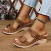 Plus Tamanho Sapatos femininos 2023 Sandálias romanas retro de verão Mulheres PU Casual Flower Wedge Sandals Slippers Plataforma Mulheres Slippers 240407