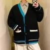 Herrtröjor Kvinnor Knittad vit gul kall blus Anime Cardigan tröja Waistcoat Coats Patchwork Y2K kläder för lyxhoppare Män