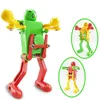 1pc 시계 Wind Up Baby Kids를위한 춤추는 로봇 장난감 체인 발달 선물 퍼즐 위대한 장난감 240408