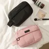 Kosmetiska väskor puffer fodral stor kapacitet resor makeup arrangör unisex lagring väska för hudvård toalettartiklar