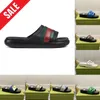 Mentières à hommes Slippers Fashion 2024 TAUX CUIR DE RÉSABLE TAUX PLAQUES SALLES SALLES SHORTS FLORA PLAQUES Sandale Taille 38-45 Homme Slides Sliders Mules