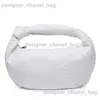 Totes Woven bag 2023 new type handbag large capacity knotted handbag cloud ox horn dumplings T240416
