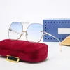 Einfacher Gold Black Metal -Rahmen Sonnenbrillen Mode Männer Frauen polarisiert Uv400 Schutzlinsen Brillen Luxusbrand Design Leichter runde Brille Schattierung Brille Cu8