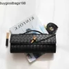 Bottegnetas Andino Clutch Bag 2024 Spring Nuova fascia alta Weaving METODO NAVE VINTAGE METODO NAVE STANTE INSERT OBBILE LIGCIA ORIZZANTE ORIZZONTI CRUSCO