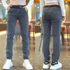 Jeans maschili alla moda 2024 Pantaloni per gambe primaverili e autunno pantaloni elastici versatili elastici versatili elastico