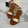 Sandalen leer voor vrouwen plat met zomerschoenen vrouw retro solide ronde tot comfortabele casual anti skidding strand sandalia's H240416 lbws