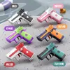 Gun Toys Mini Desert Eaglewater Gun Small ZP5 مسدس يدوي مسدس في الهواء الطلق شاطئ فقير لعبة ميكانيكية تابع بندقية مياه النار للأطفال 240416