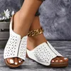 Zapatillas para mujeres cuñas de moda zapatos de verano sandalias huecas 2024 plataforma de diseñador toboganes para caminatas casuales chanclas mujer