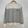 24 Automne New TB Style Style Striped Dog Badge Fashion Tringed Pull pour femmes