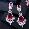 Boucles d'oreilles en peluche trois graces classiques bleu royal cubique zirconie grande chute de chute de chute d'eau pour les mariées bijoux de fête chic e1828