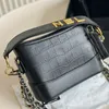 Diseñador de lujo Mujeres Acolchadas Bolsas de caracol Crossbody Clutch Famosa marca Classic Bolso de hombro de dos tonos Hardware de oro de cuero de alta calidad Bolsa Multi Pochette