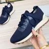 Scarpe casual primaverili famosi sneaker piatti da donna in pizzo traspirante con il comfort a maglia Mujer