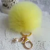 Plysch nyckelringar 8 cm päls fluffig pompom boll nyckelring falska kanin päls pompoms keyring handväska mjuk plysch charm bil hänge nyckel kedja party gynnar y240415