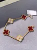 2024 Pulseira Designer Mulheres Mãe de Pearl V Gold Bracelet Five Flower For Women Palhado Cristal Natura