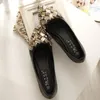 Casual Shoes Pointed Single Women's 2024 Spring Fashion Diamond Pärled platt lätt mun stor storlek 33-43