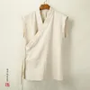 남성용 조끼 중국 전통 의류 Hanfu Vest 남자 린넨 면소 소매 소매 탑 탱크 슈트 기모노 가디건 슬릿