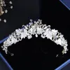 Itacazzo Bridal Headwear Set Collier Collier Collier Oreurs Four pièces Classic Tiaras Convient pour les fêtes de mariage et d'anniversaire pour femmes 240401