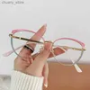 Solglasögon 2024 Ny anti Blue Light Photochromic Glasses mode Womens Cat Eye Eyewear Frames Metal Computer Glasses Frame Wholesale Y240416