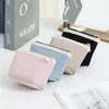 Kosmetiktaschen elegante Organisator Aufbewahrung Beutel Frauen Feste Farbe Reißverschluss Make -up -Tasche Toilettenartikel Halter Handtasche für Reisen und täglichen Gebrauch