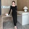 Casual klänningar Stylish Slim Fit Long Maxi Bodycon Dress for Women 2024 Autumn Sleeve Square Collar Belted Pencil Elegant Sexy Vestid