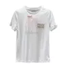 Camicia Miui Mui 2024 Designer primaverile Shirt da donna Miu New Rhinestone Letter Decorazione logo Pure Cotton Short Short Crew Neck Womer Women 6644 Mui Mui 47