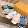 24SS Pillow Designers Women Slides Men Denim Flat Sandals Pool Slides Mules Sunset Padded Front Strap Fashionable Easy-to-wear Style Slides