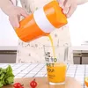 Manual portátil Juicer de cítricos para naranja fruta de limón Squeezer Infantil al aire libre Máquina de expulsión de potable 300 ml de jugo de naranja Copa