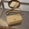 Sacchetti di sacchetti per spalle 2024 Nuova borsa da donna a spalla singola Small Square Tofu Western in stile Western Crowt lotto H240417