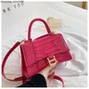Factory High Quality Wholesale Net Red Small Black Bag New Womens Leisure One Shoulder Messenger Bag Black Crocodile Pattern Square