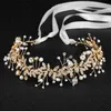 Stirnbänder Neue Kristallblume Stirnbandband Bug Haarband für Braut Hochzeit Haarzubehör Perlenkopfblume Stirnbänder Frauen Kopfbedeckung Y240417