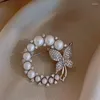 Broches Xiang Pearl en Rhinestone Circle for Women Barokke Trendy Elegant Butterfly Broche Pins Party Wedding Geschenken