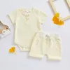 Kledingsets zachte wafel babyjongens zomer set kinderen shorts outfits korte mouw knop omhoog romper casual twee stukken pakken