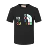 Designer Herren-Tee-Shirts Schwarz-Weiß-Freizeit-Mode mehrfarbiger Alphabet-Druck 100% Cotton Street Herren- und Frauenelbe Kurzlüftung Runder Hals