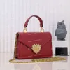 Designer di lusso Handbag in pelle premium a catena della catena di moda clamshell Women Women Abito da sera Crossbody Bourier Borse di alta qualità