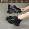 Sıradan Ayakkabı 10cm Orijinal Deri Platform Spor Ayakkabıları Kadın Yaz Sandalet Kalın Sözlü Slip-On Beyaz All Maç Gizli Kamalar